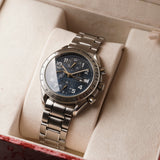 Omega Speedmaster Date, cadran bleu