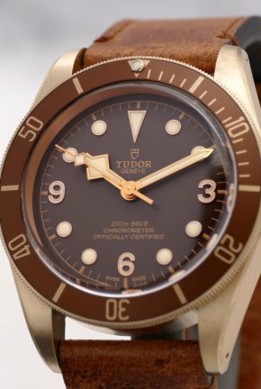 Heritage Black Bay Bronze