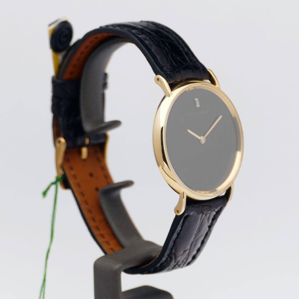 dresswatch