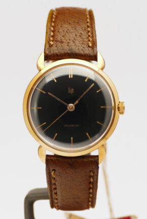 NOS vintage dresswatch
