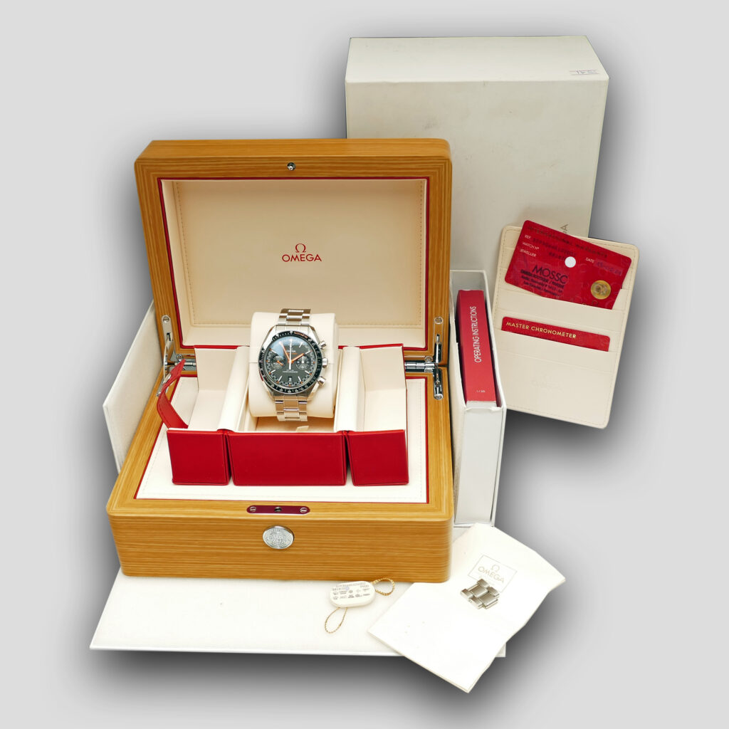 Speedmaster Racing Master