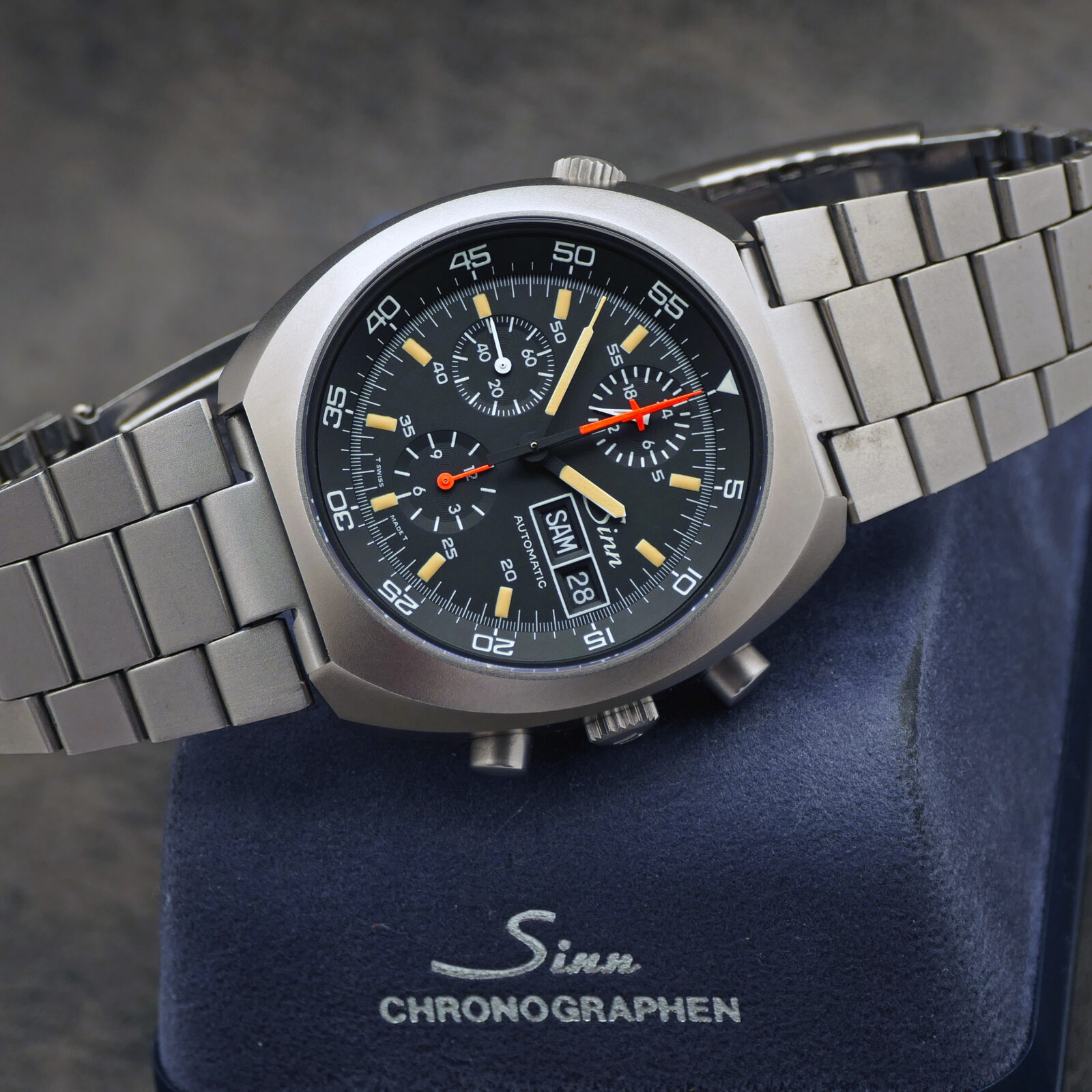 Chronograph 140/42