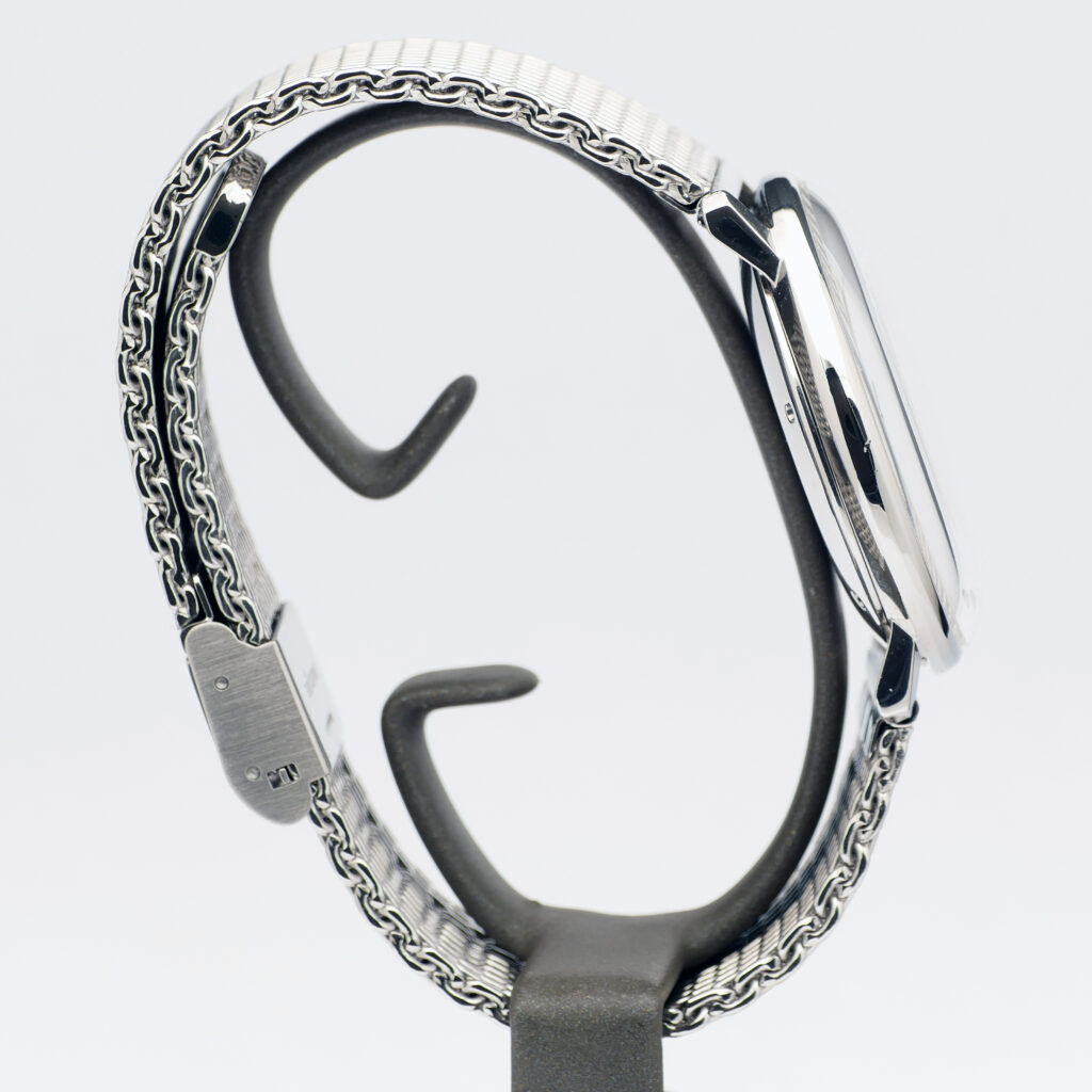 Max Bill automatique